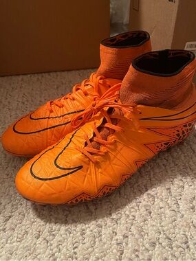 Nike Hypervenom Phantom II FG